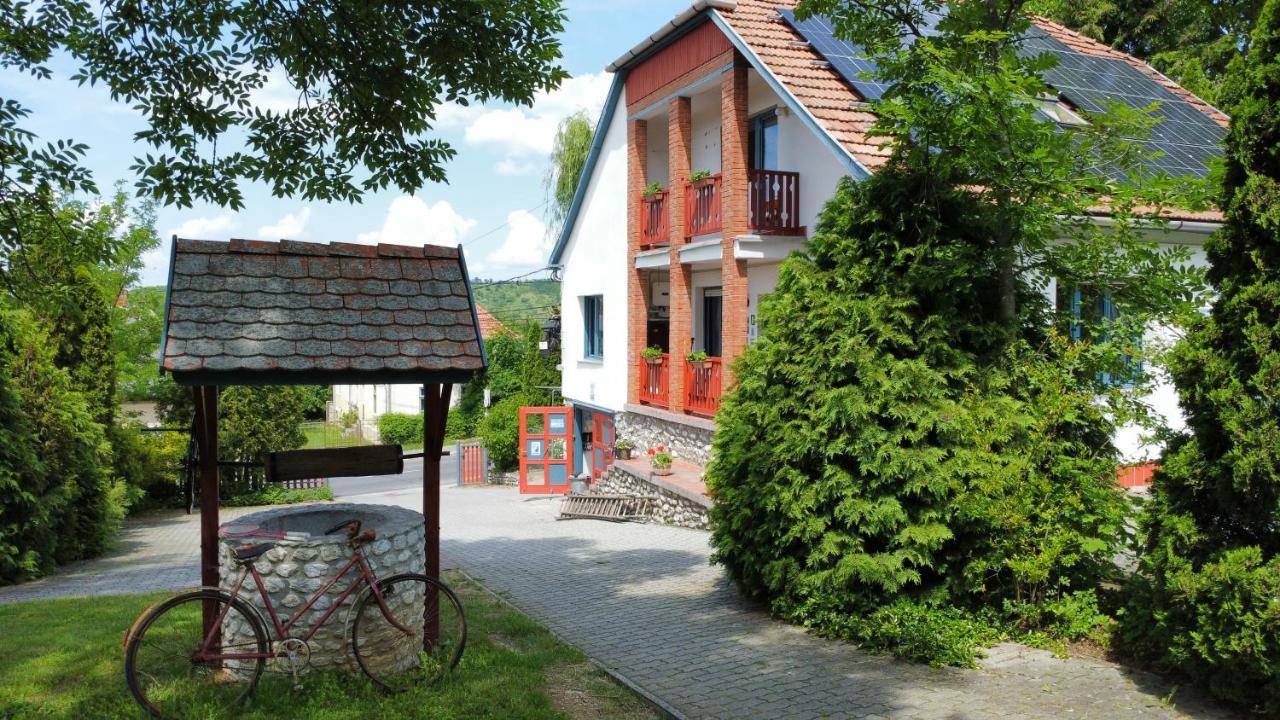Szilvásvárad Guest House Magyar Route 66 מראה חיצוני תמונה