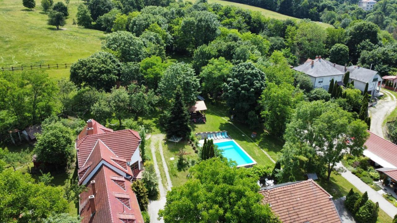 Szilvásvárad Guest House Magyar Route 66 מראה חיצוני תמונה