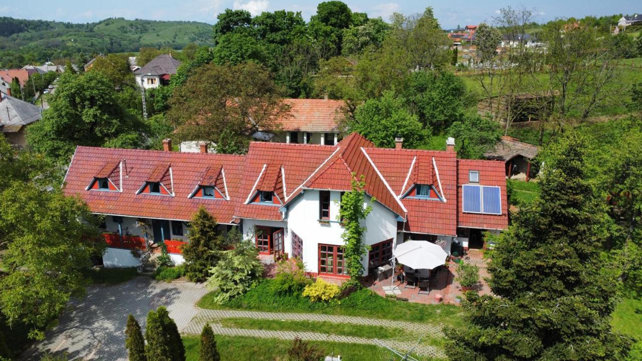 Szilvásvárad Guest House Magyar Route 66 מראה חיצוני תמונה