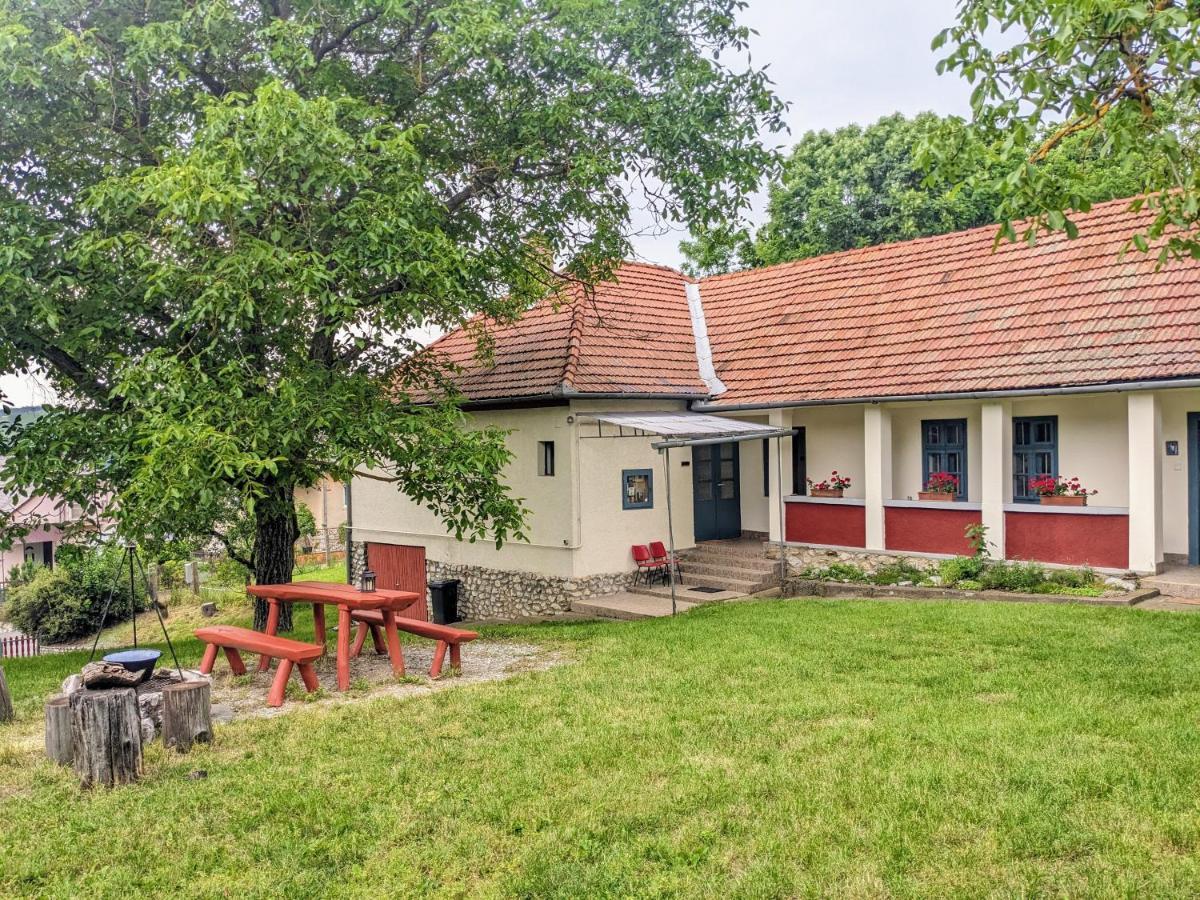 Szilvásvárad Guest House Magyar Route 66 חדר תמונה